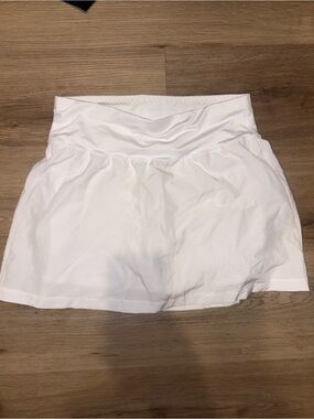 Women’s White Active Mini Skirt with Built-In Shorts